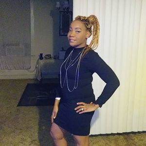 Meet your Posher, Briana